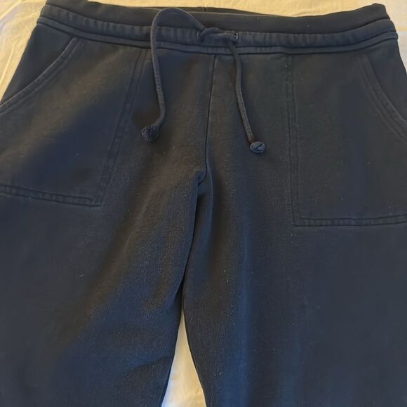 Burberry London Jogging Pants in Loop Back Cotton Blend with Nova Check Detail. - Picture 3 of 10